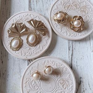 Elegant Costume 1980’s - 1990’s Gold and Pearl Vintage Estate Earrings Set